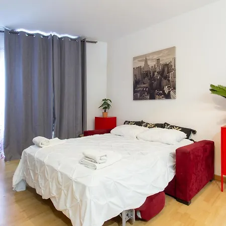 Apartamento Pillement 2-t2-balcon Avec Garage Privé Optionnel-centre Historique Et Plages à 21km !